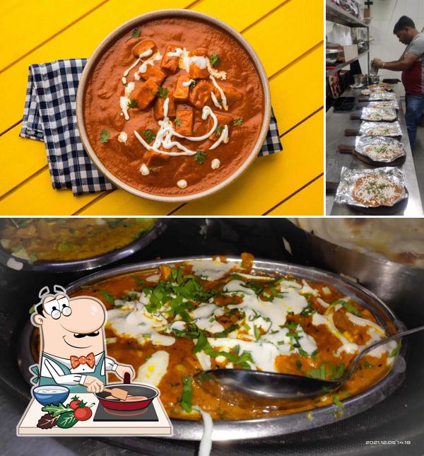 Chicken curry at Neelkanth restaurant