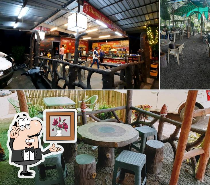 Check out how Vinayak Vadapav looks inside