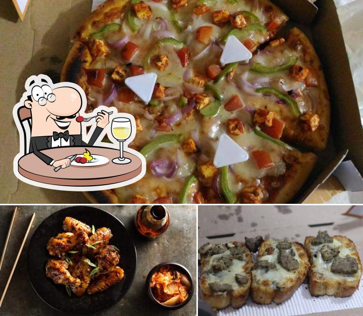 Food at MOJO Pizza - 2X Toppings