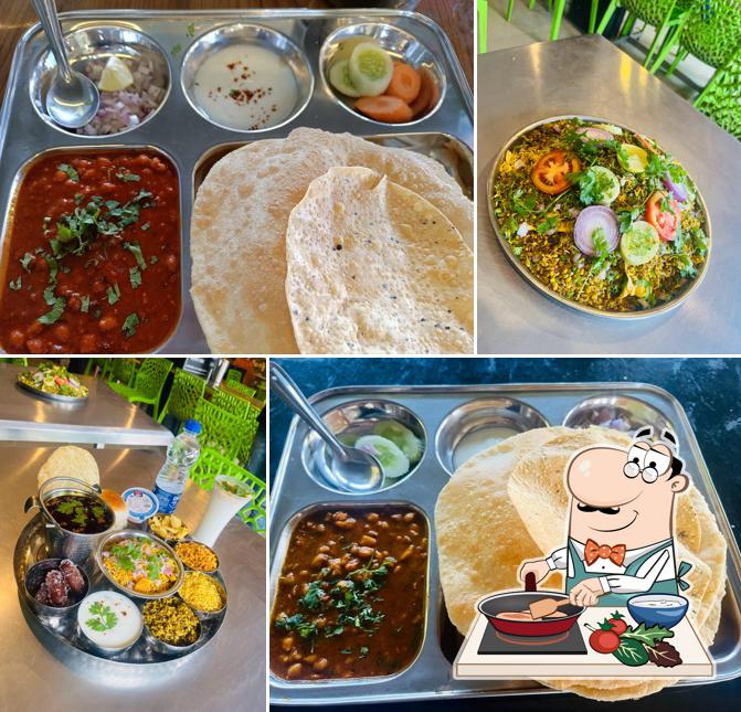 Chicken curry at Patil Pavbhaji And Misal