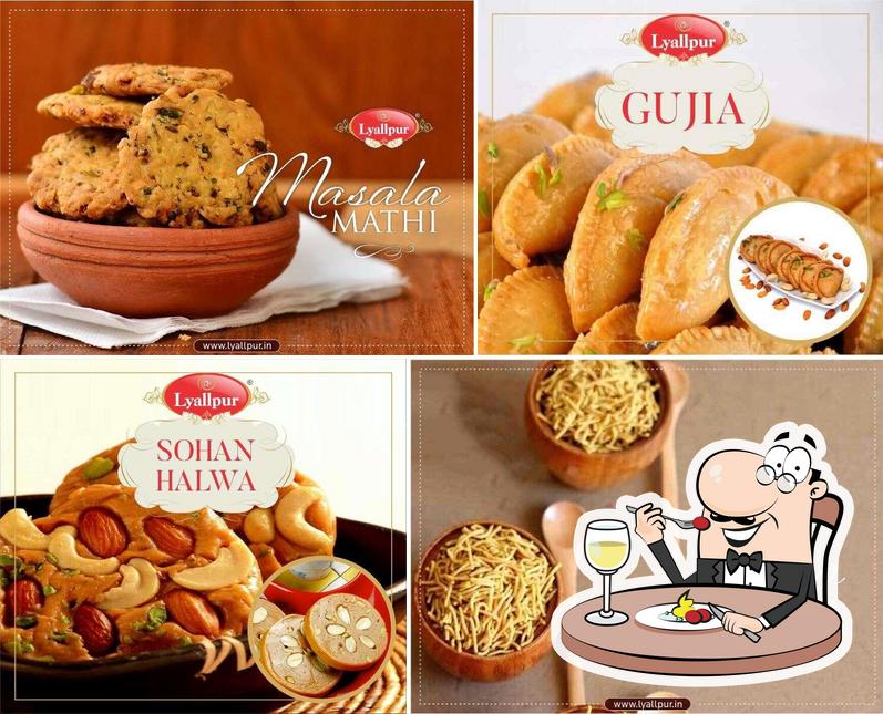 Meals at Lyallpur Sweets