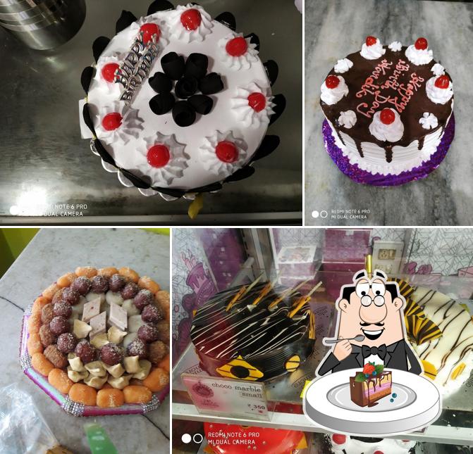 Chocolate cake at জলযোগ, বিজনী