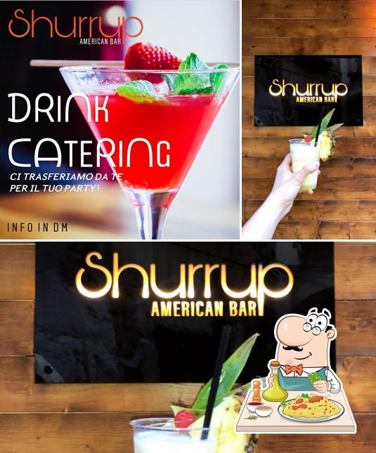 La immagine della cibo e interni di Shurrup