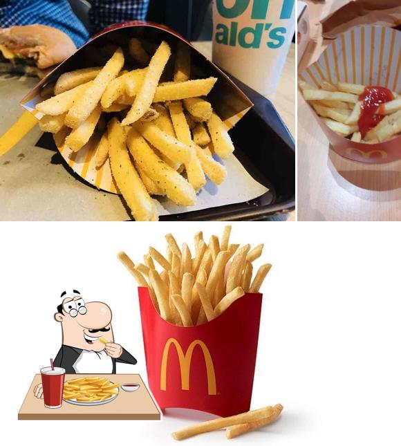 McDonald's, Tardeo serves French fries