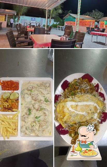 Among different things one can find food and interior at Midnight Restaurant