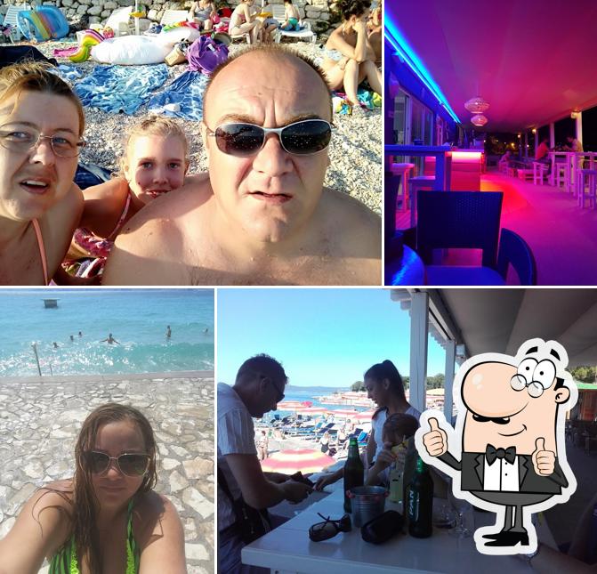 Guarda la foto di Hula Beach bar