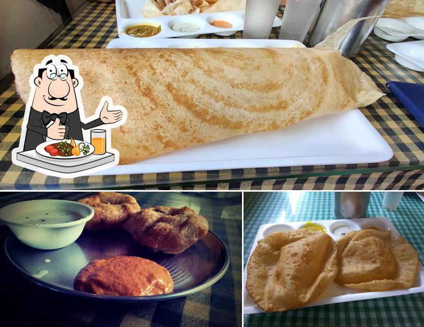 Food at Pavilion Vegetarian Hotel