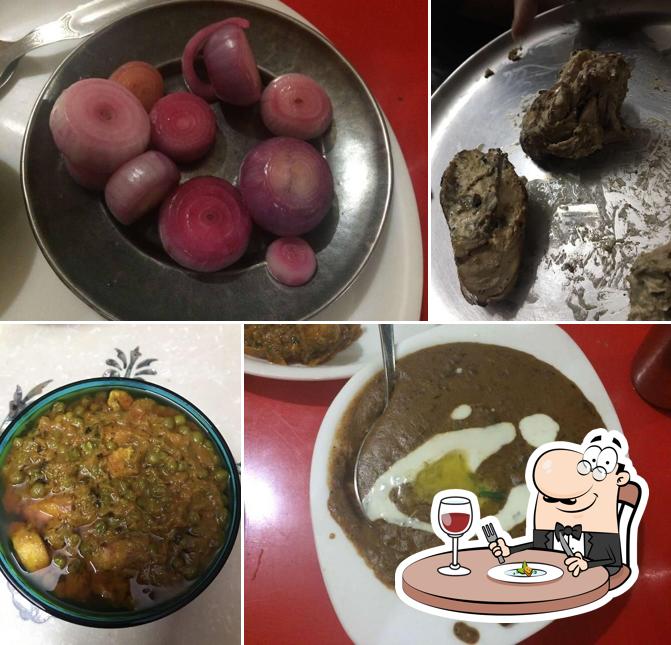 Food at Singh Chicken Corner