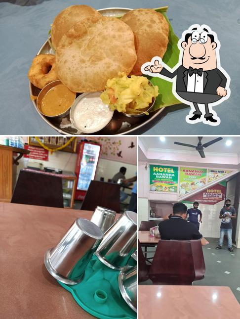 Hotel Aanandha Bawan Veg Restaurant is distinguished by interior and food