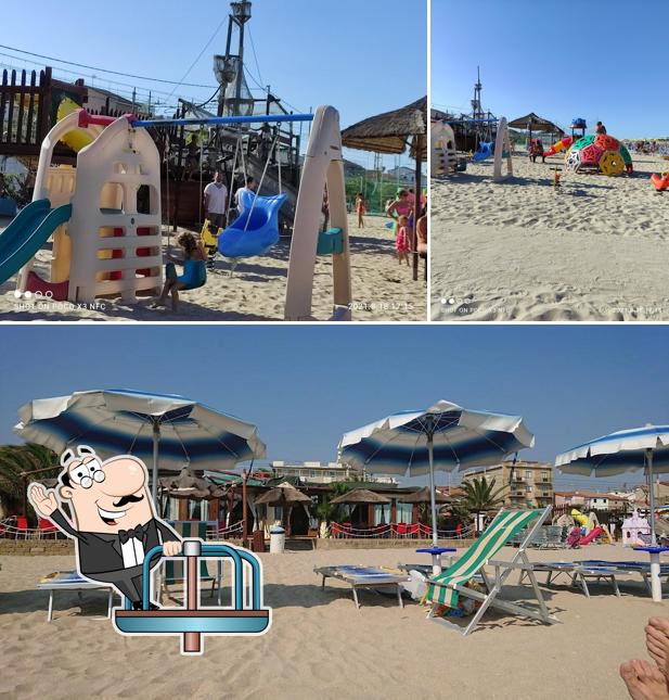 La immagine di area giochi e interni da L'Ancora