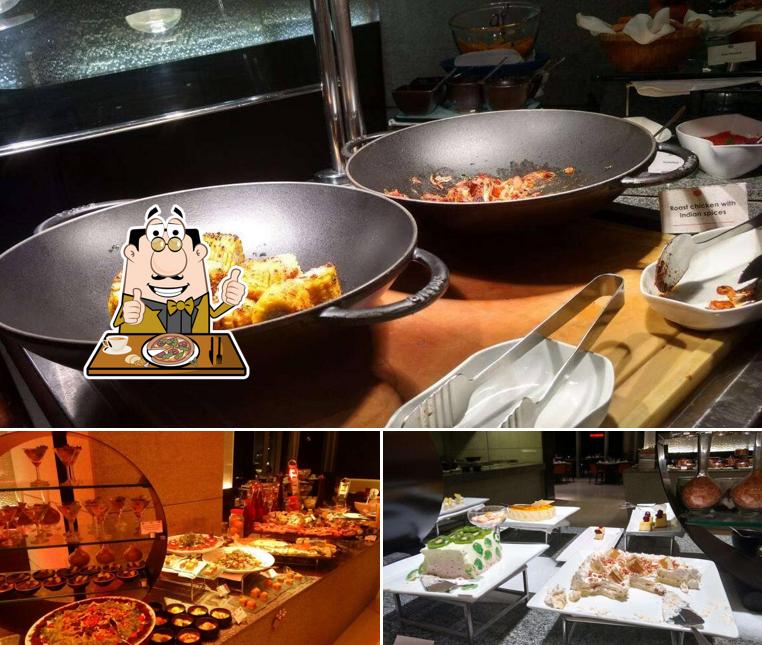 At Amara -The Trident, you can try pizza