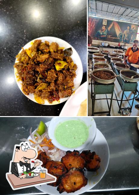 Food at Hotel Thampuran, pullanimukku