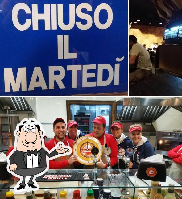 Dai un'occhiata agli interni di Box Burger