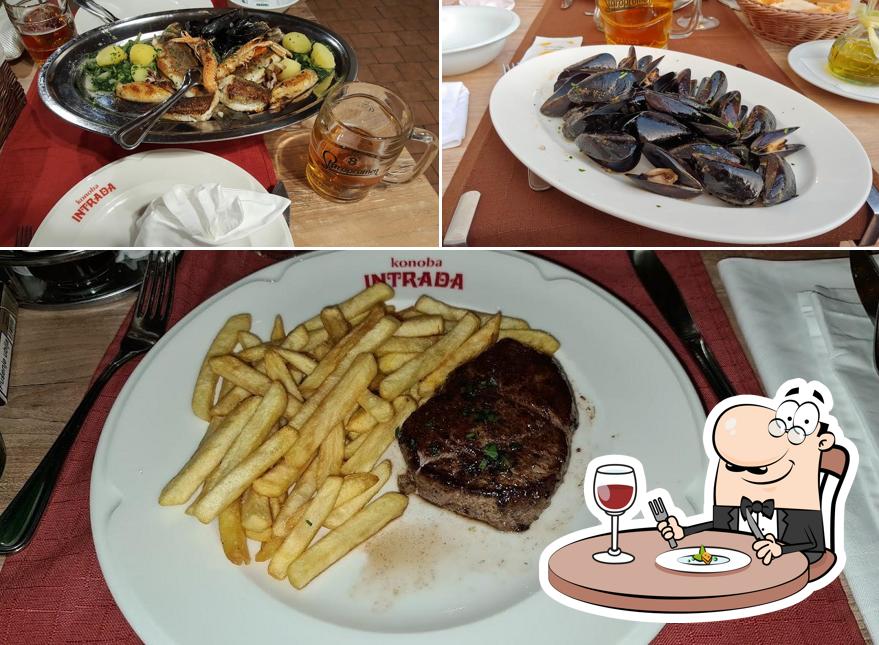 Cibo al Konoba Intrada