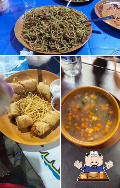 Meals at China on wheels