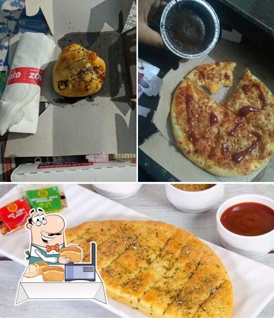 Garlic bread at The Pizza King