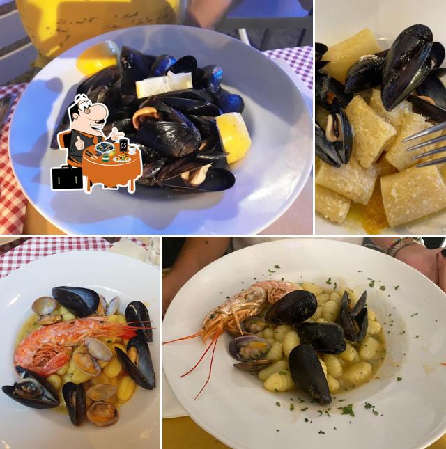 Cozze al Trattoria da Carmela - Cucina tipica napoletana