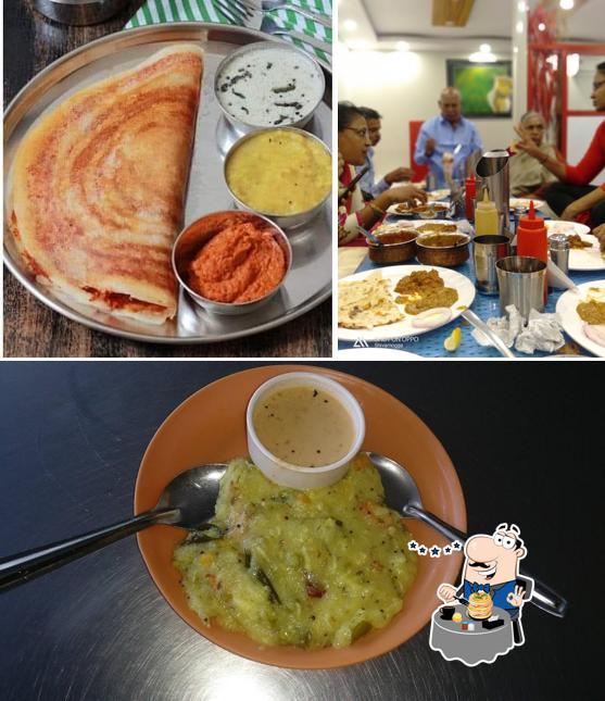 Food at Upahara Darshini