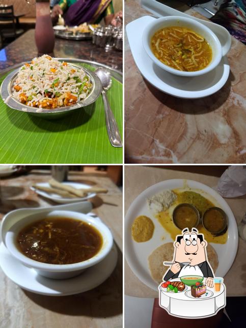 Hot and sour soup at Sri Saravana Bhavan Grand Style