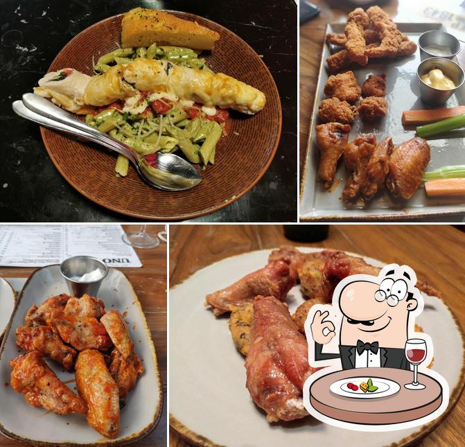 Meals at Uno Chicago Bar & Grill