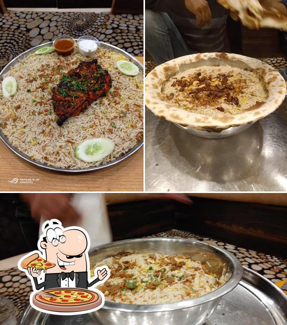 Order pizza at Mandi House Arabian Restaurant