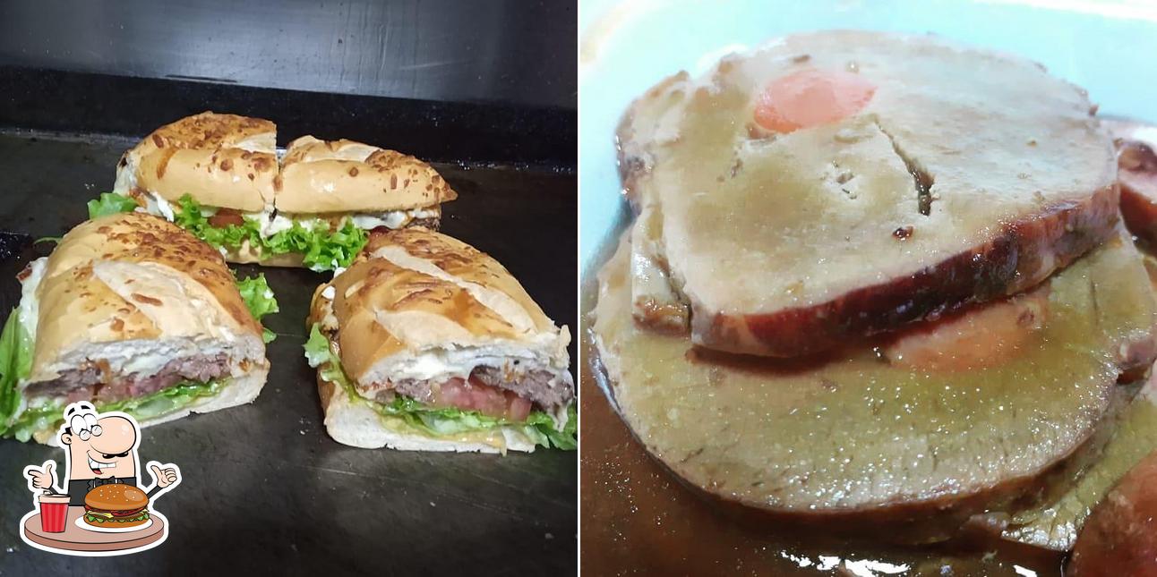 Experimente um hambúrguer no Bar e Restaurante Bolacha filho