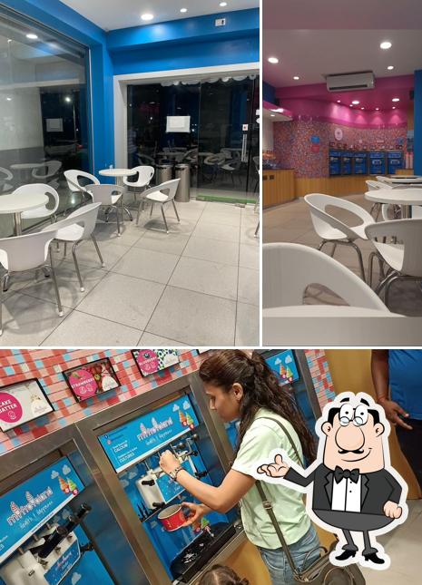 The interior of Myfroyoland Premium Frozen Yogurt