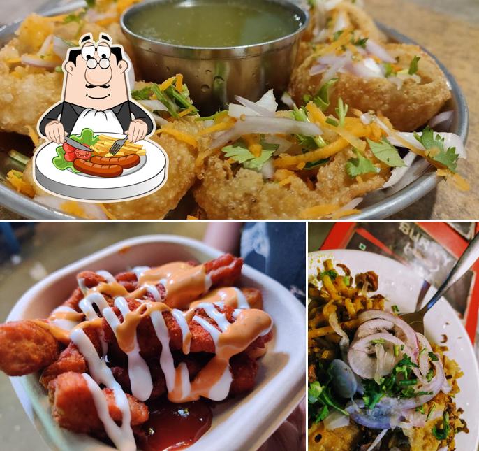 Food at Velan Kaappi Tea Desk