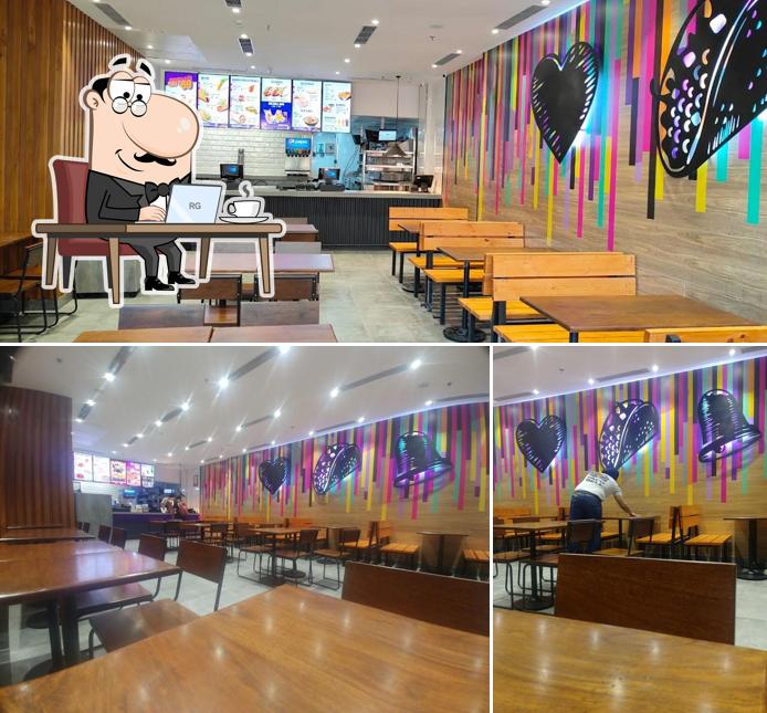 The interior of Taco Bell