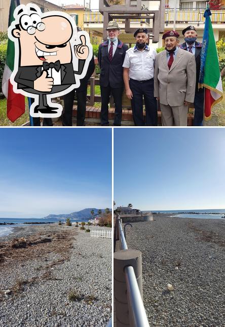 Guarda questa immagine di Bar Kristal