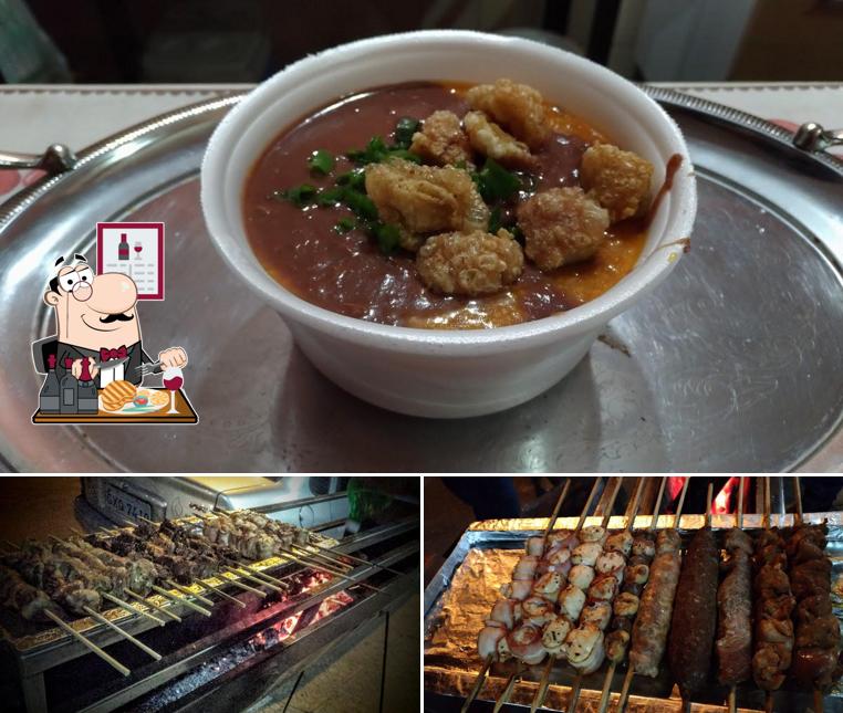 Peça pratos de carne no Irmãos da Brasa Espetinhos