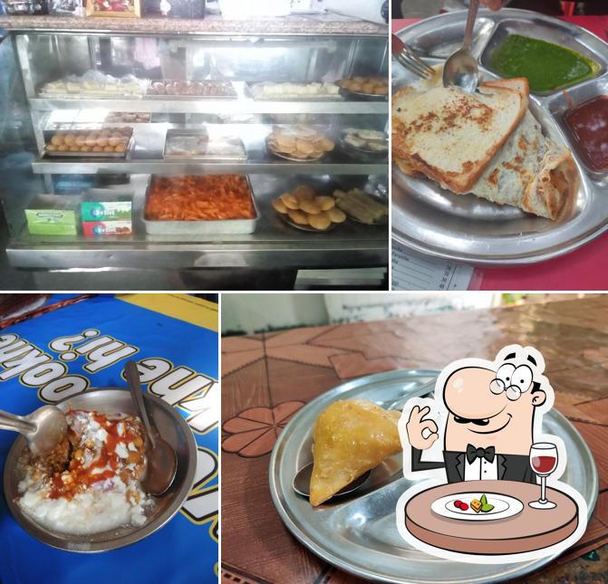 Food at Pandit ji Canteen (Gwyer Hall Canteen)