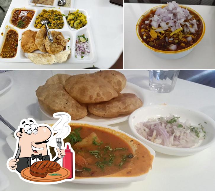 Try out meat meals at Panshikar Aahaar