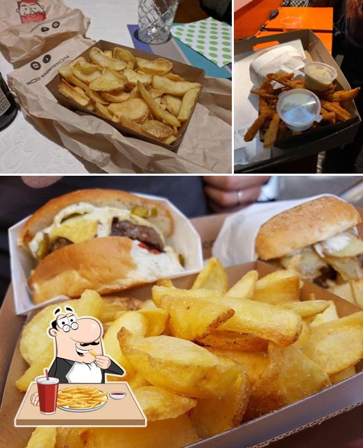 Ordina le patatine fritte a PUOK (Vomero)