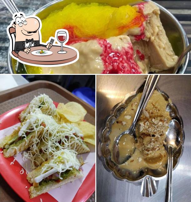 Food at Poona Coldrinks House