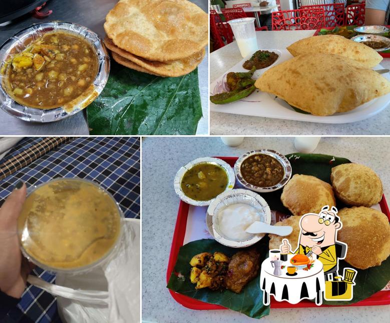 Meals at Mohan Ji Puri Wale