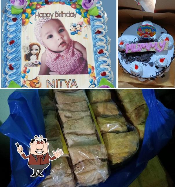 Meals at Roopam Bakery