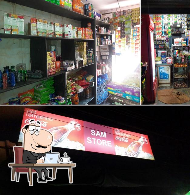 The interior of Sam Fast-food