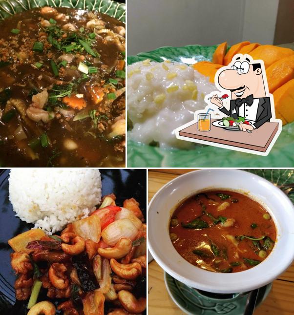 Meals at Thai House 's Kitchen