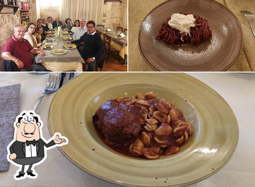 La interni e cibo del ristorante