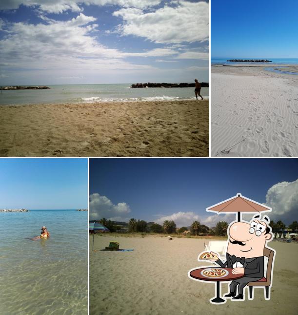 Goditi la vista dall'area esterna di Boca Beach