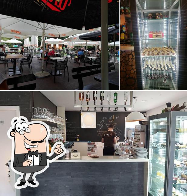 Gli interni di Mini Cafe Golf