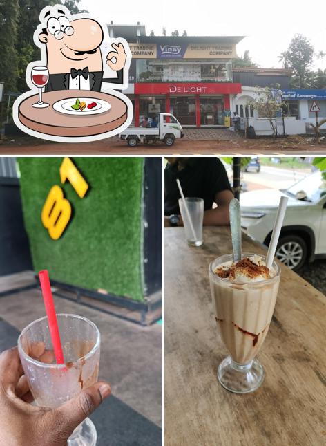 81 CAFE is distinguished by food and exterior