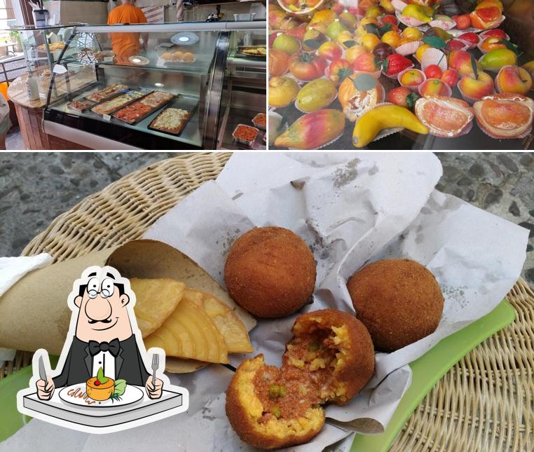 Cibo al Antica Focacceria Sapori Siciliani