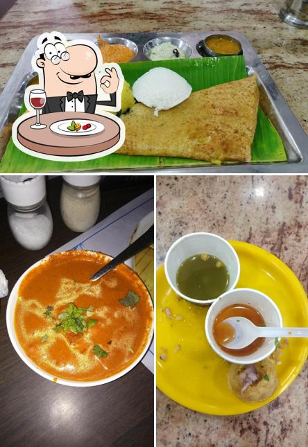 Food at Akshaya Bhavan