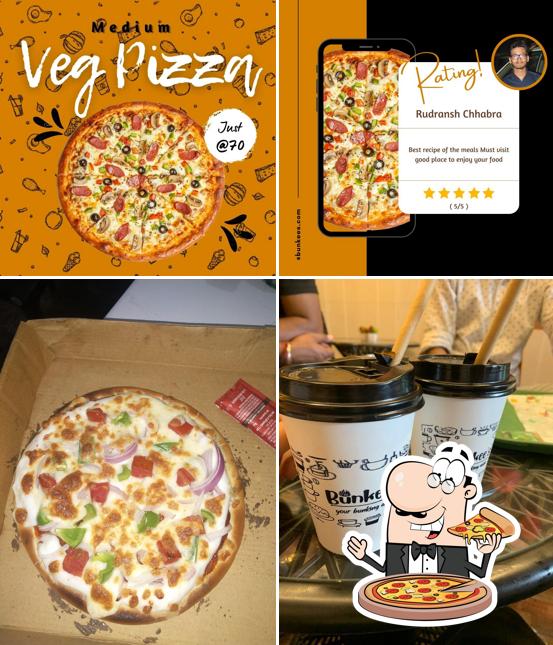 Try out pizza at Bunkee's