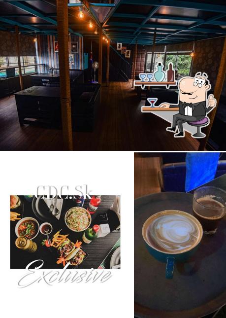 The interior of Cafe Da Casa