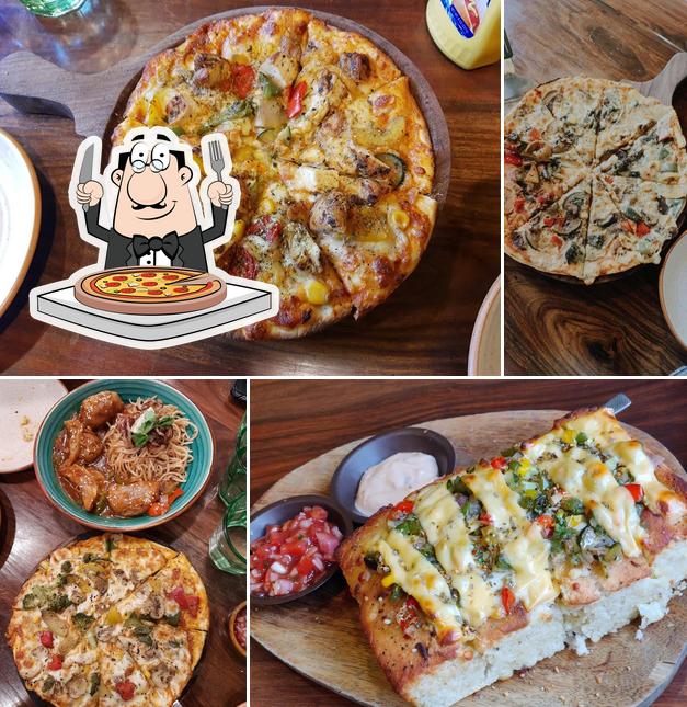 Wood Street Cafe- Best Cafe in Shimla/Best Restaurant/Best Coffee Restaurant in Shimla