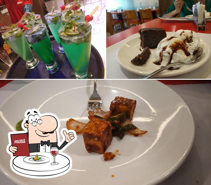 Check out the image showing food and beverage at Yo! China