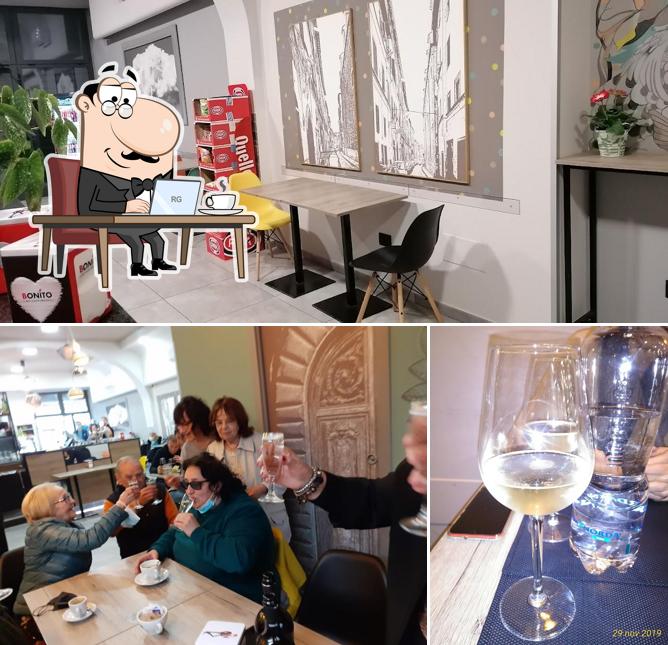 Dai un’occhiata alla immagine che mostra la interni e bevanda di Bar Centrale di Alampi Teresa